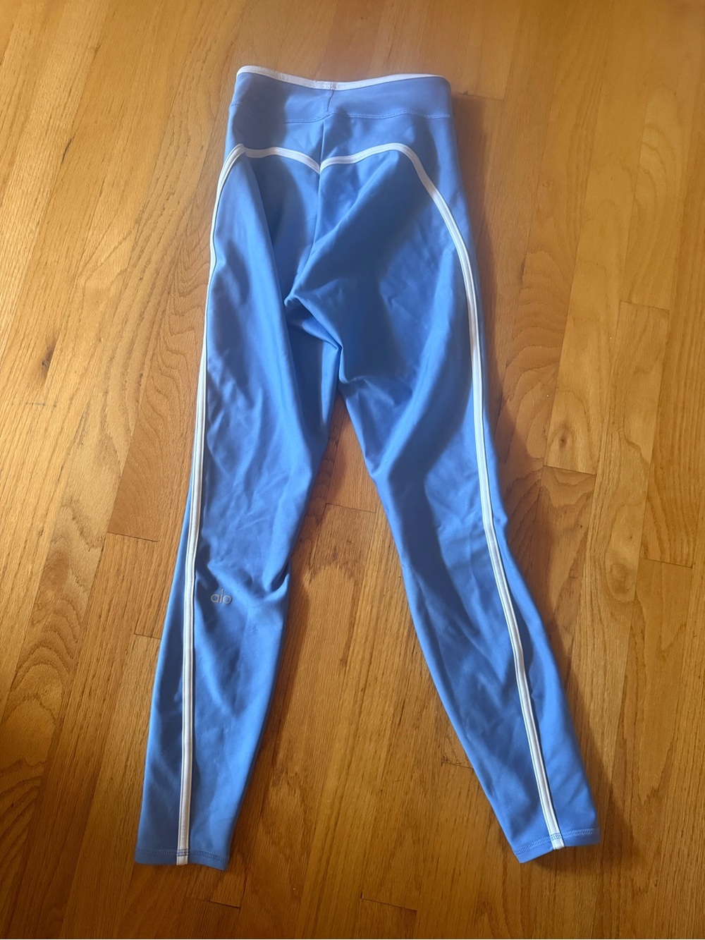ALO Yoga Blue Leggings with White Piping